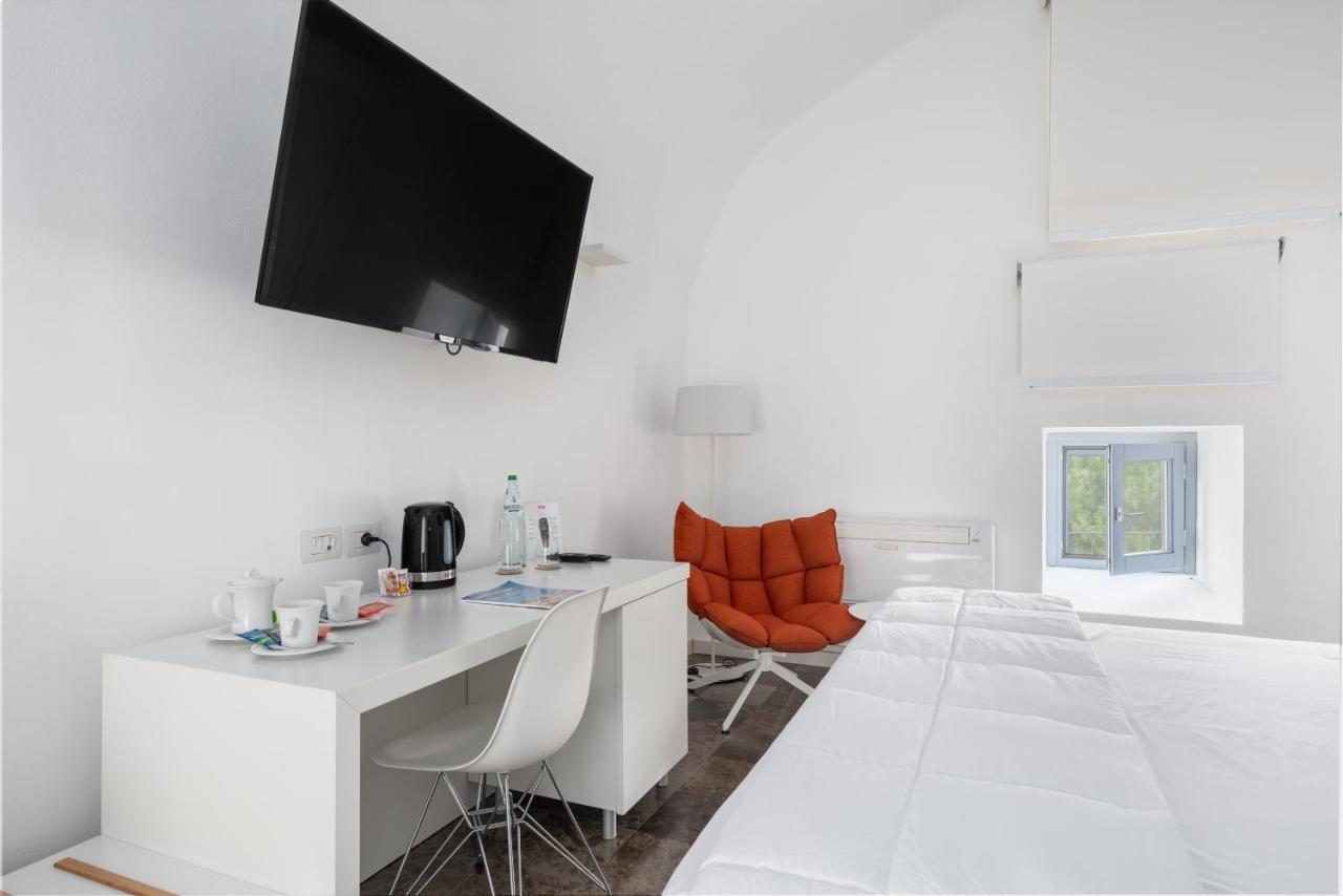 Borgo D'orlando 4* Mirto (Messina)